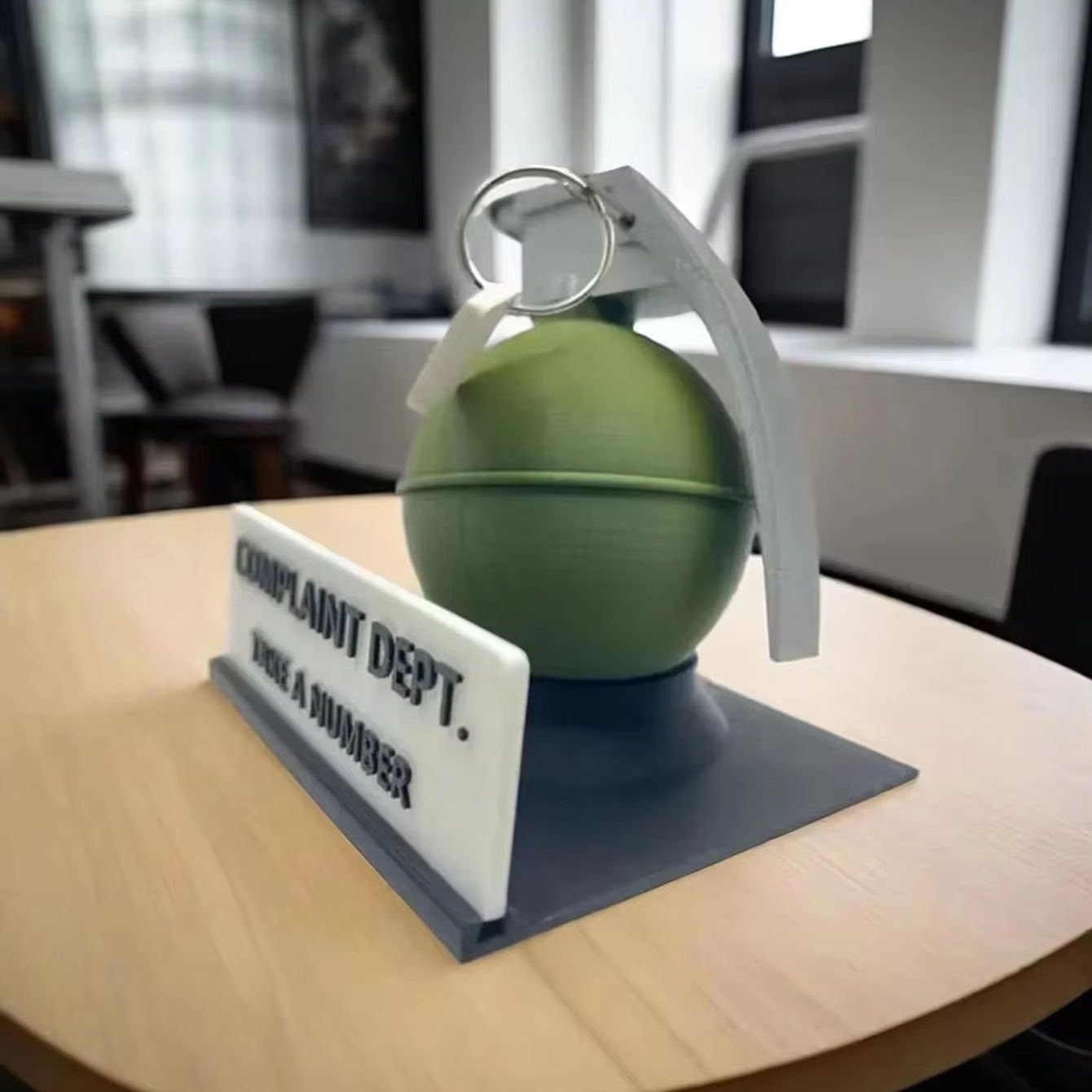 Decorazione divertente per la  - Office Furniture Brand recensione e prezzo